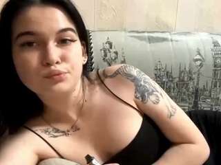 kayleighlenius Live Webcam on CamSoda