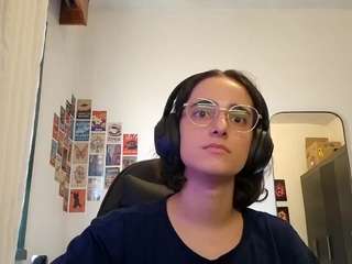 leorabreiland webcam