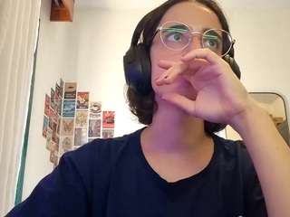 leorabreiland webcam