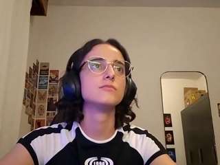 leorabreiland webcam