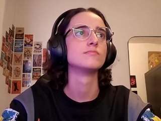 leorabreiland webcam