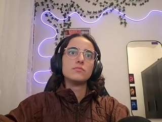 leorabreiland webcam