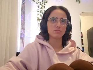 leorabreiland webcam