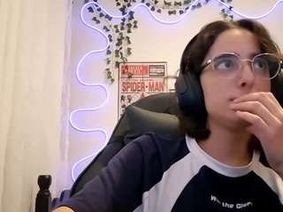 leorabreiland webcam