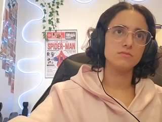 leorabreiland Live Webcam on CamSoda