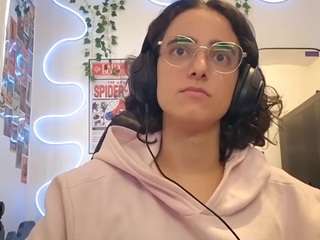 leorabreiland webcam