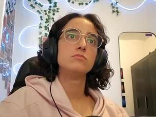 leorabreiland webcam