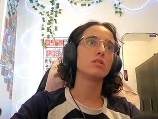 leorabreiland webcam