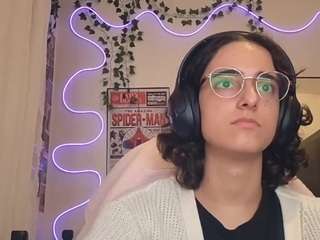 leorabreiland webcam