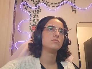 leorabreiland webcam