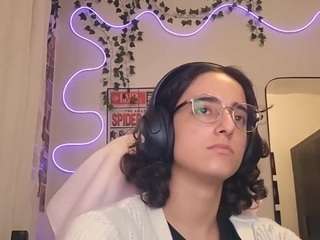 leorabreiland webcam