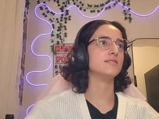 leorabreiland webcam