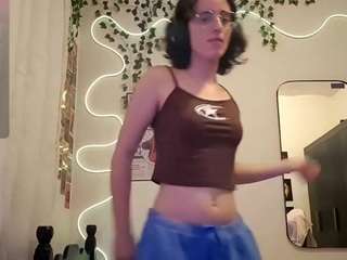 leorabreiland webcam