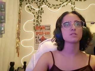 leorabreiland webcam