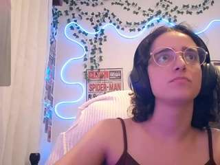 leorabreiland webcam