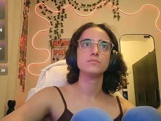 leorabreiland webcam