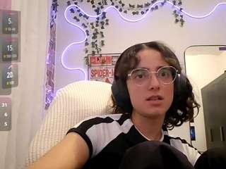 leorabreiland webcam