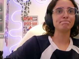 leorabreiland webcam