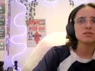 leorabreiland webcam