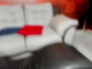 Live webcam model liah-lov on Soda Cams