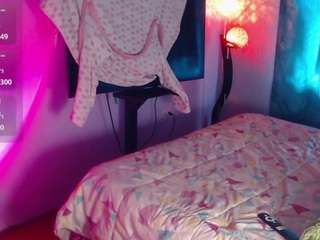 lunapalmer01 live webcam show