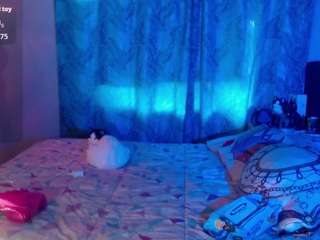 lunapalmer01 live webcam show