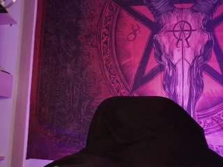 mateo60s's CamSoda show and profile