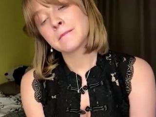 Live webcam model renezelinski on Soda Cams