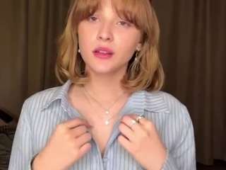 Live webcam model renezelinski on Soda Cams