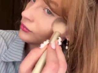 Live webcam model renezelinski on Soda Cams