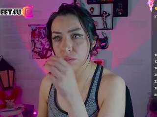 Live webcam model sky-lady05 on Soda Cams
