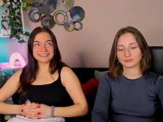 Live webcam model yuna-kim on Soda Cams