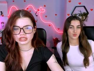 Live webcam model yuna-kim on Soda Cams