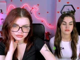 Live webcam model yuna-kim on Soda Cams