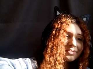 Live webcam model agustinagilliland on Soda Cams