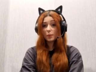 Live webcam model agustinagilliland on Soda Cams