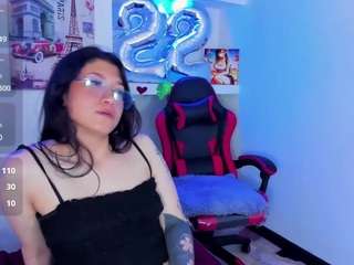 Live webcam model aura-eclipse on Soda Cams