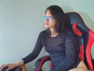 Live webcam model aura-eclipse on Soda Cams