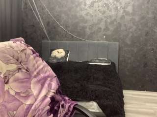 carloslenton's CamSoda show and profile