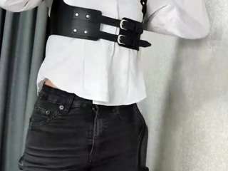 Live webcam model carloslombera on Soda Cams