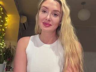 Live webcam model junomaris on Soda Cams