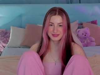 Live webcam model kelley-haries on Soda Cams