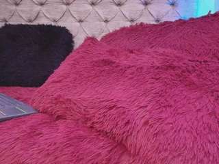 Kitty Kisses