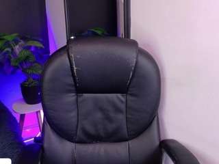 Kitty Kisses live cam preview