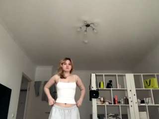 latiaamonette webcam