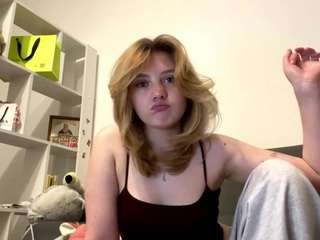 latiaamonette webcam