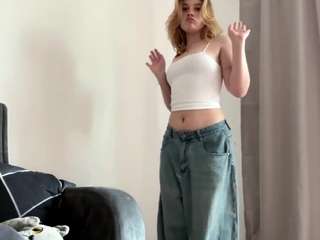 latiaamonette webcam