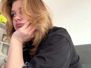 latiaamonette webcam