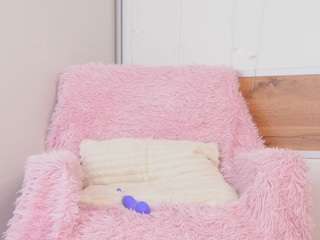 RaguelNoecker live webcam show