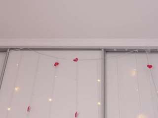 RaguelNoecker live webcam show